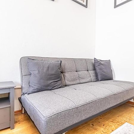 Stylish 1Br Apartment- Near Westbahnhof U3&U6 Vienna Exterior photo
